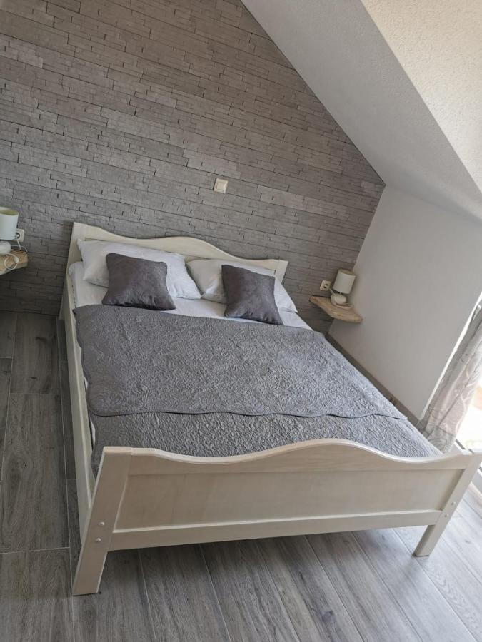 Apartments Marina Трогир Екстериор снимка