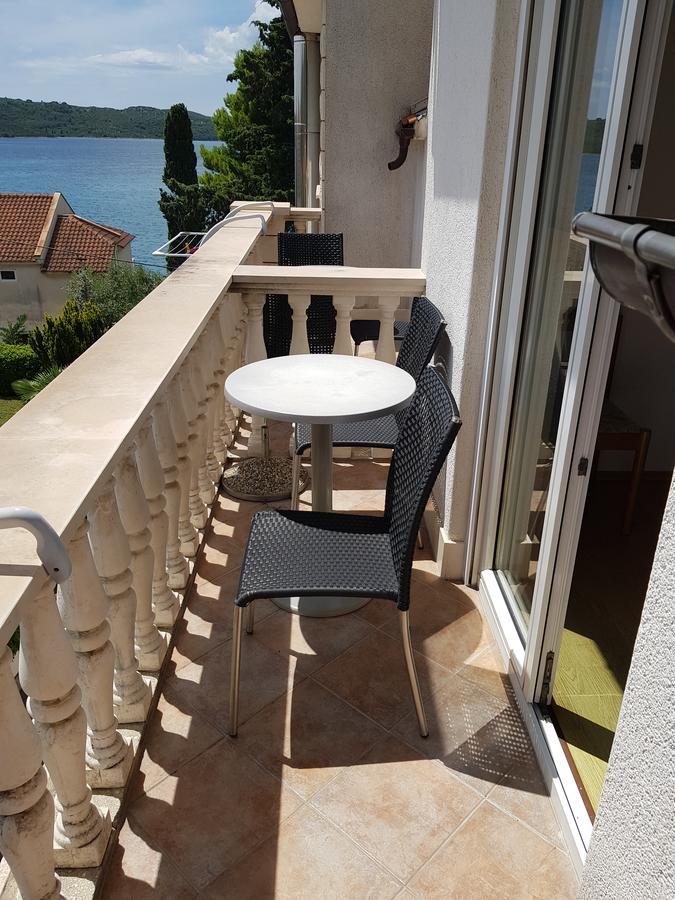 Apartments Marina Трогир Екстериор снимка