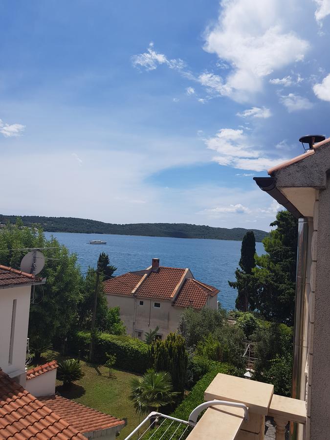 Apartments Marina Трогир Екстериор снимка