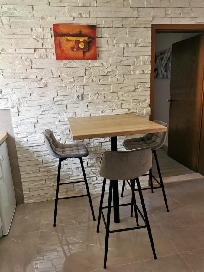 Apartments Marina Трогир Екстериор снимка